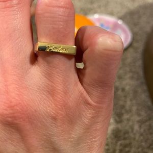 Meet your Posher, Cameron